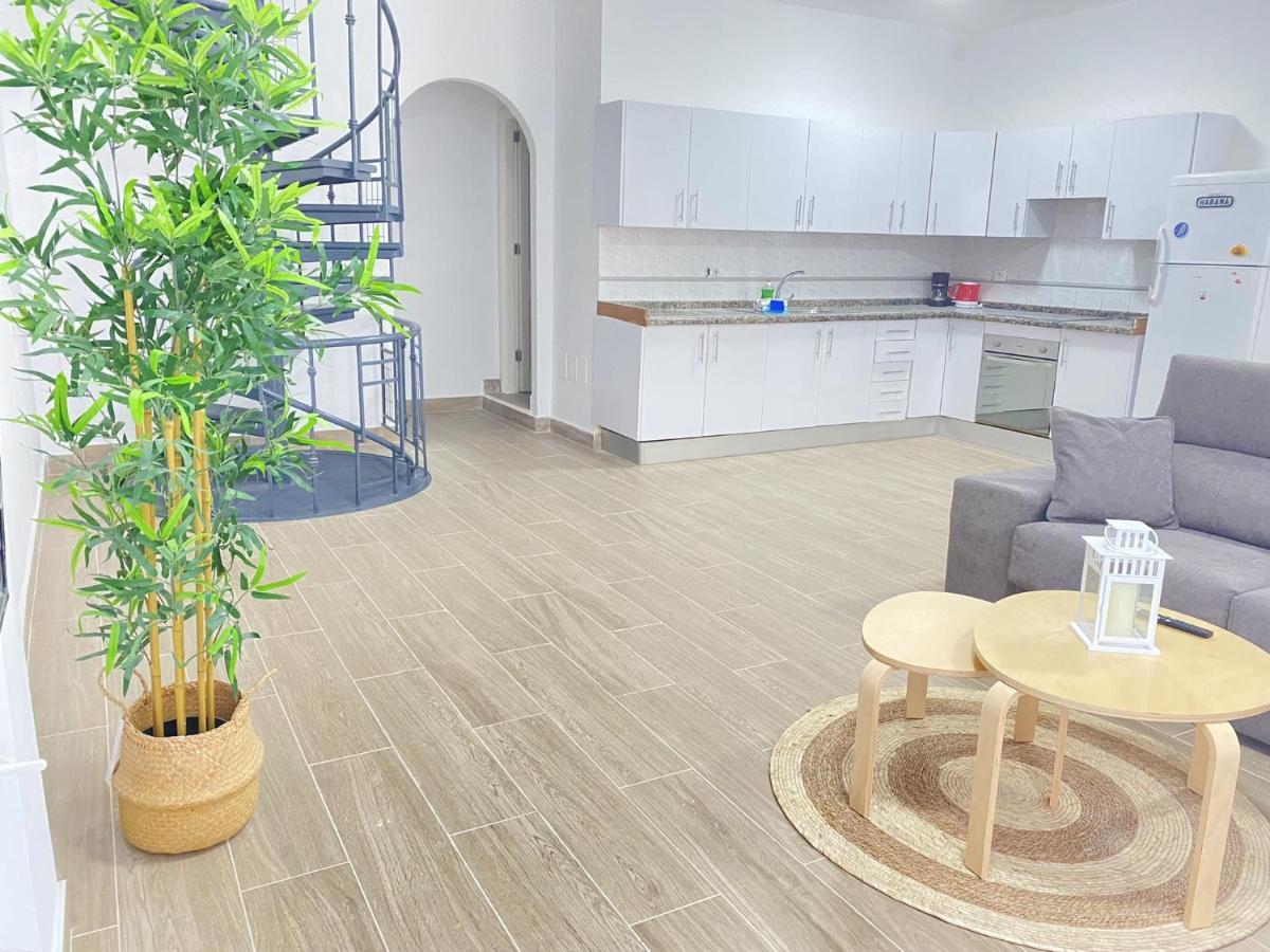 Homeforguest Two Bedroom Apartment With Pool And Terrace Caleta De Fuste Esterno foto